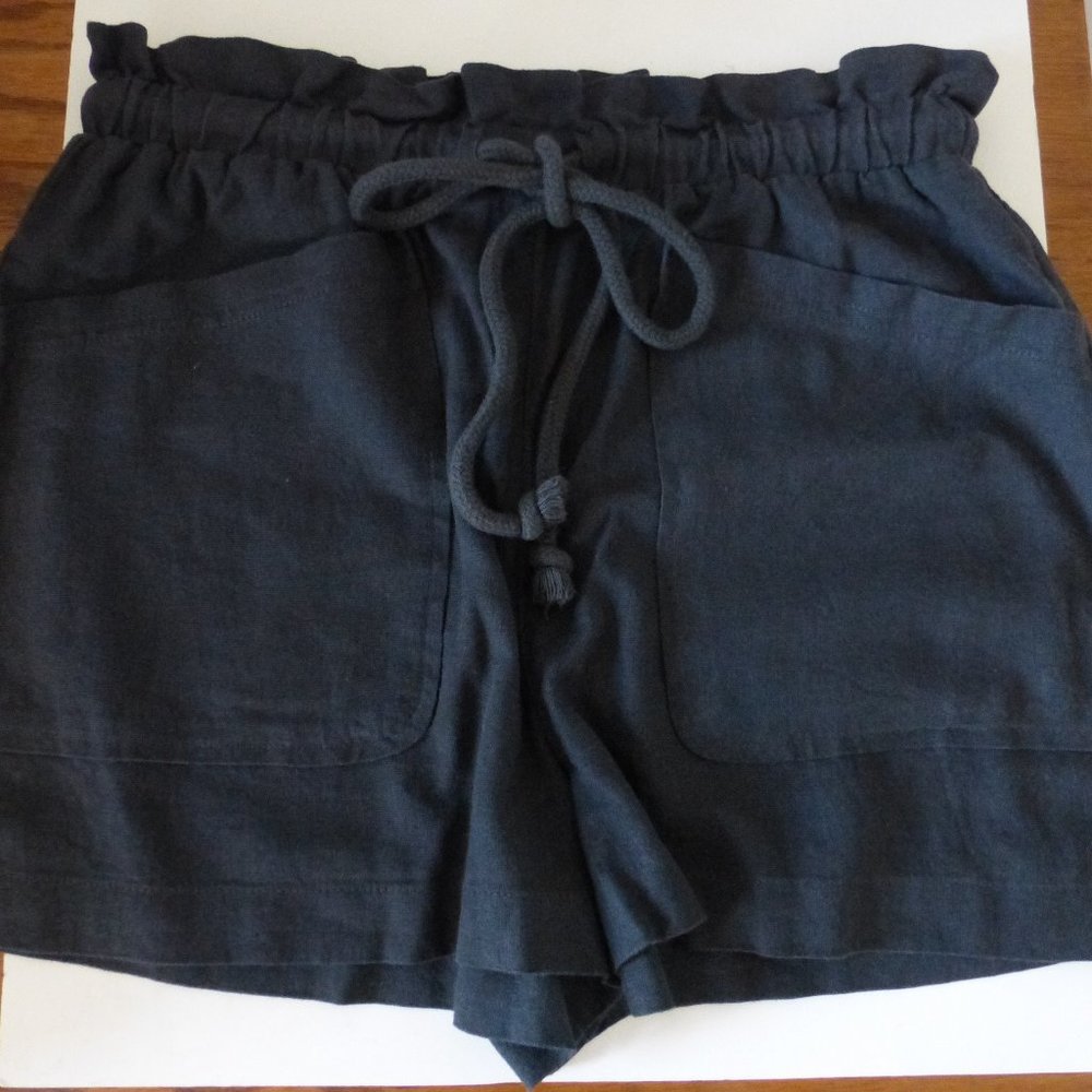 Universal Thread Black 4 Pocket Shorts XS